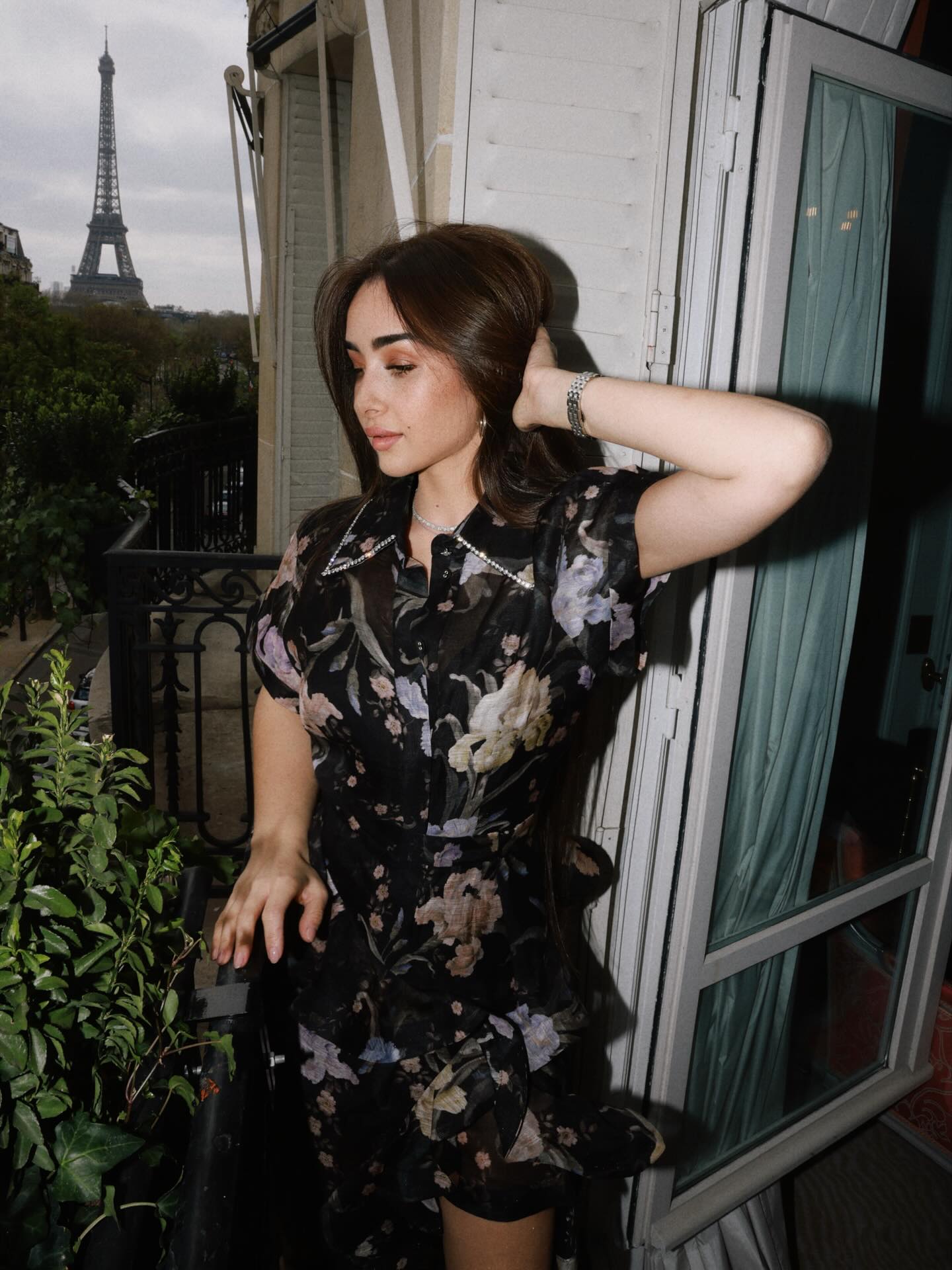 النجمة هنا الزاهد النجمة هنا الزاهد