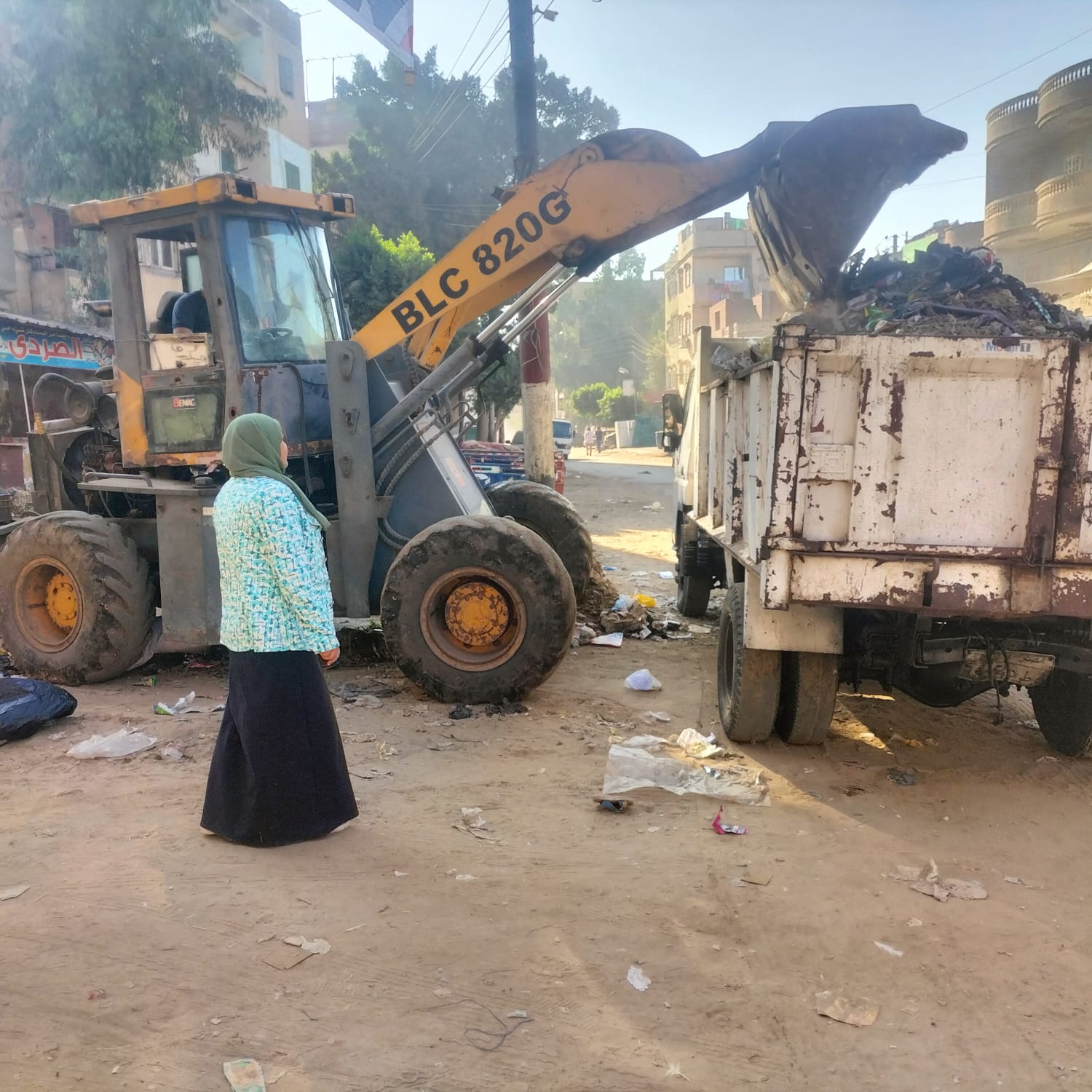 نقل المخلفات والقمامة بالقرى