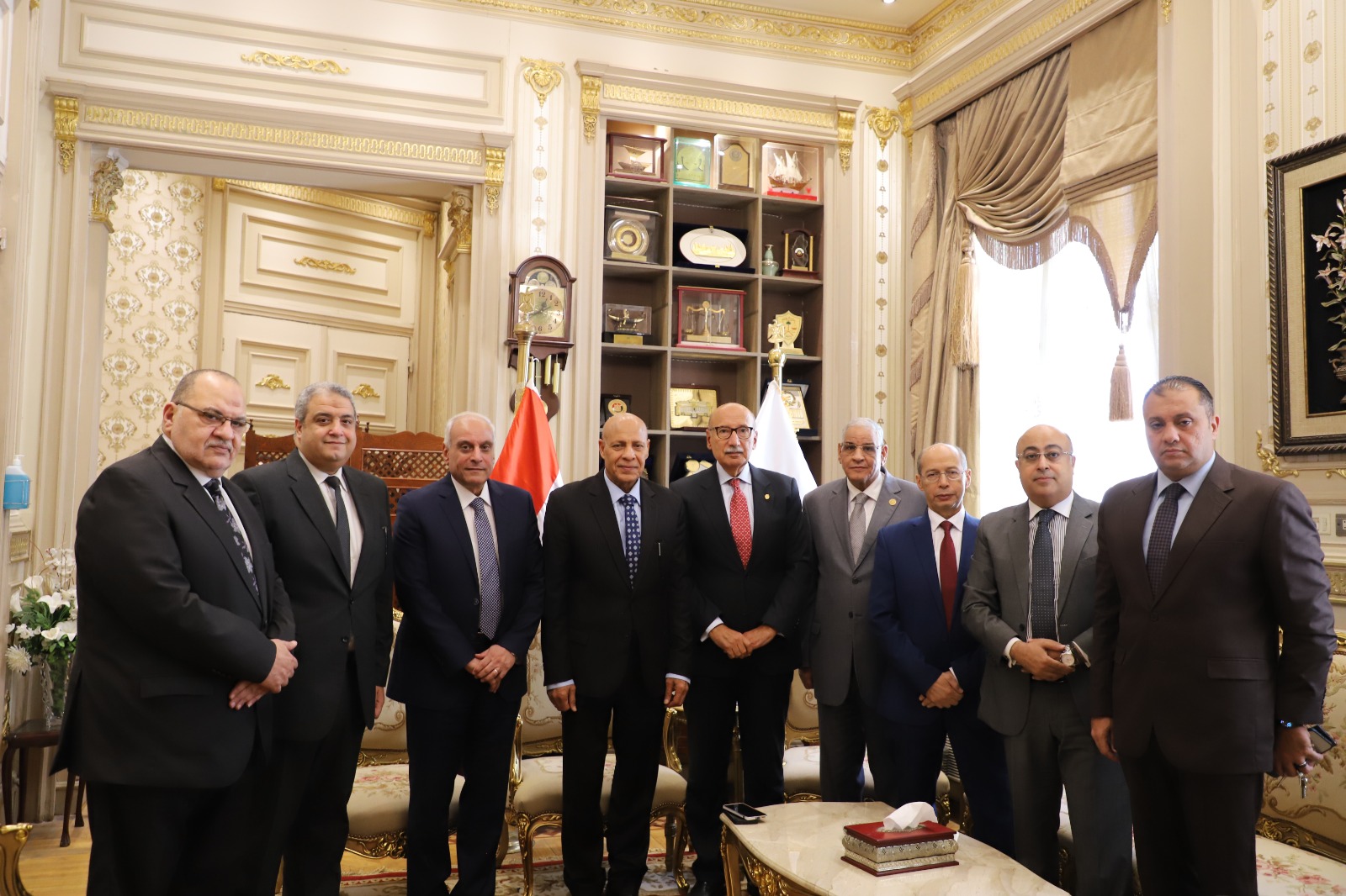 رئيس محكمة النقض يستقبل رئيس استئناف القاهرة (1)