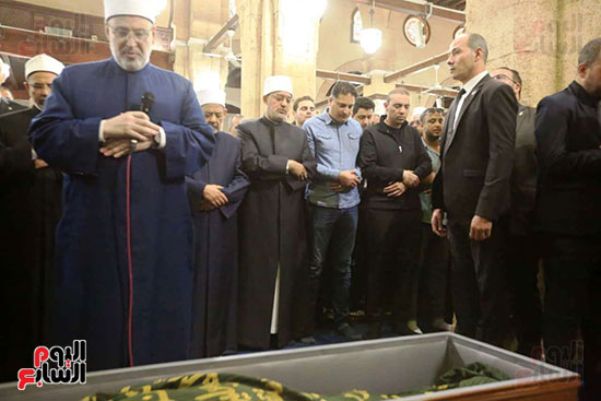 تشييع جنازة الدكتور أحمد عمر هاشم (8)