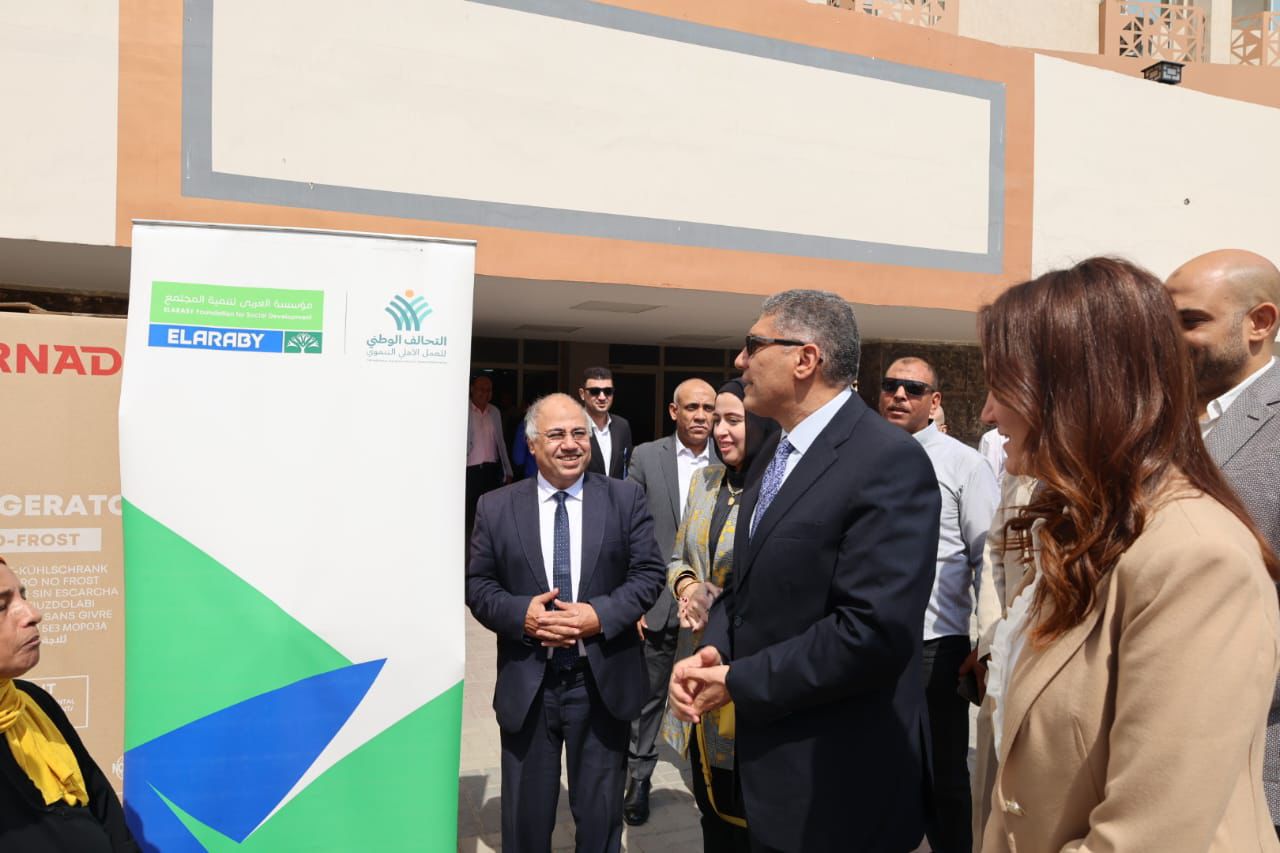 العربي لتنمية المجتمع عضو التحالف الوطني تحتفل بالعيد القومي للجيزة (2)