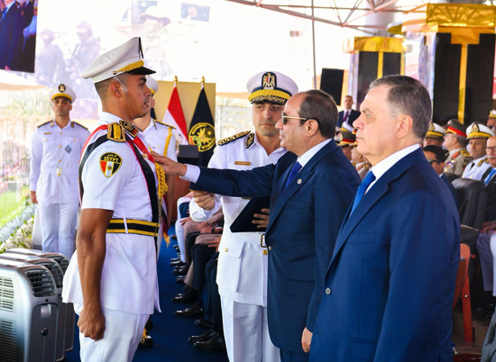 الرئيس السيسي يشهد حفل تخرج طلاب الشرطة (1)