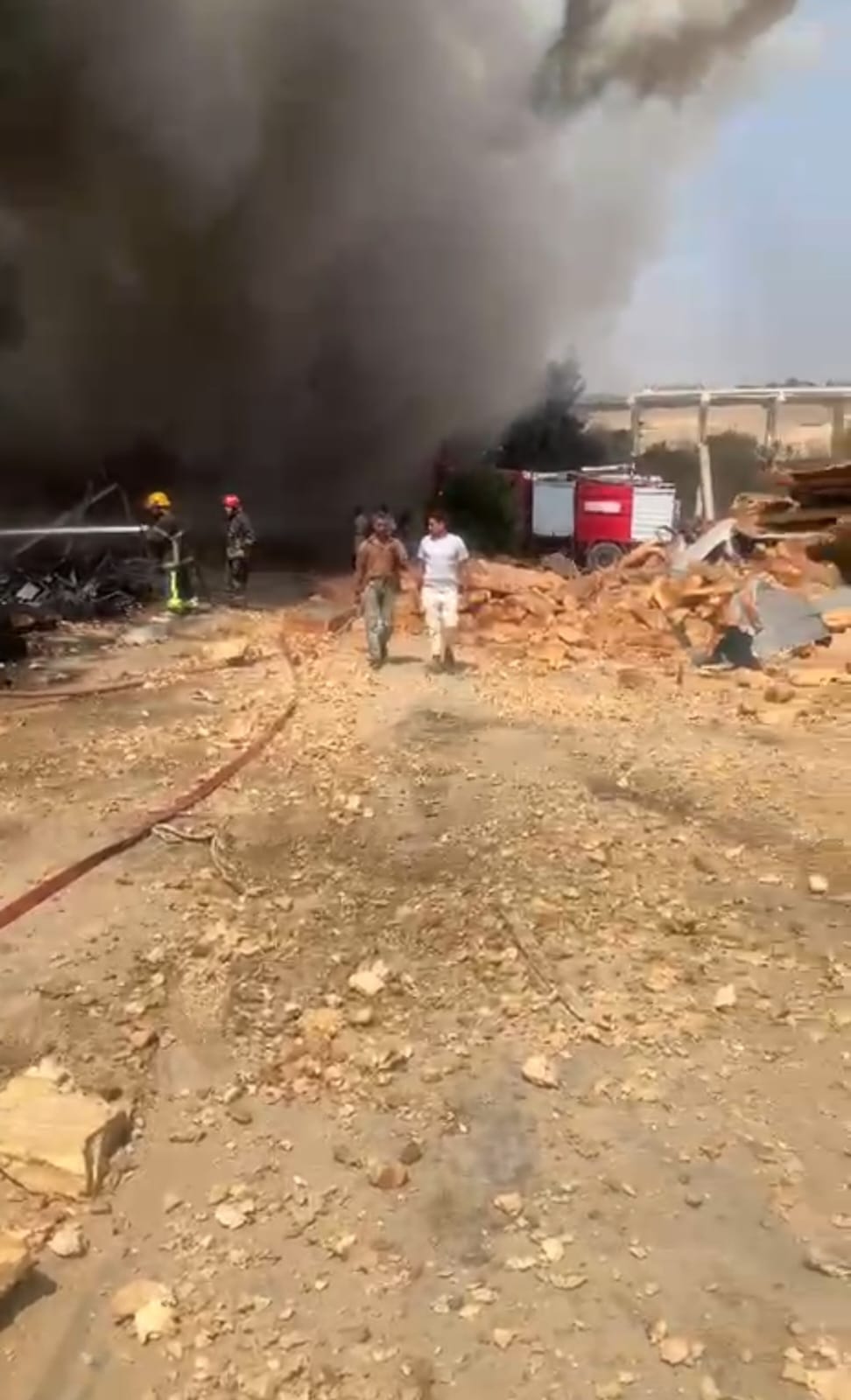 اندلاع حريق داخل ورشة خراطة فى البساتين (6)