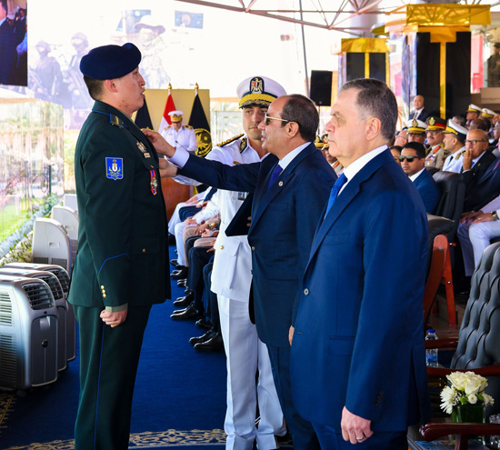 الرئيس السيسي يشهد حفل تخرج طلاب الشرطة (2)