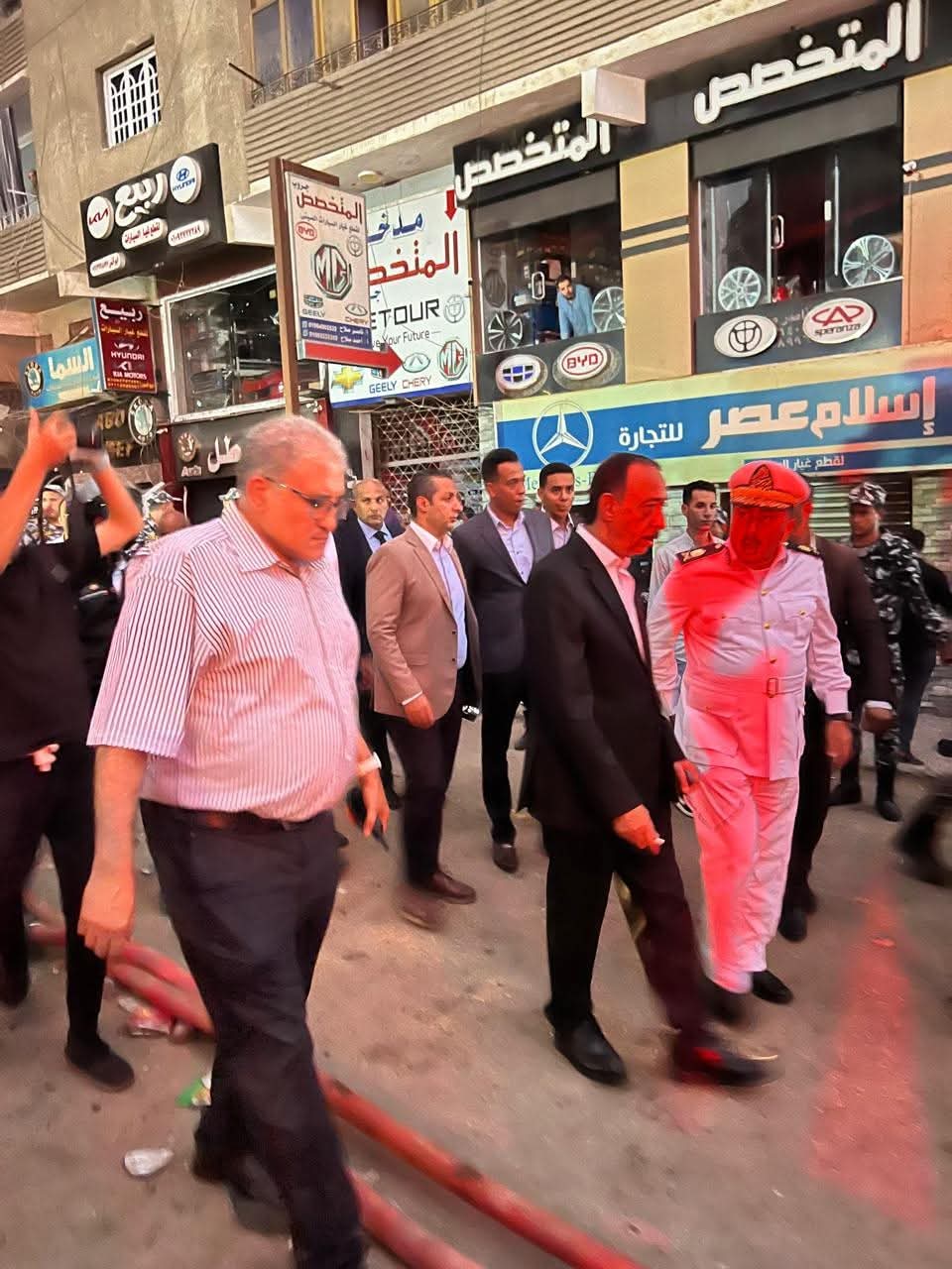 قيادات الأمن ومحافظة القاهرة فى موقع الحريق (9)