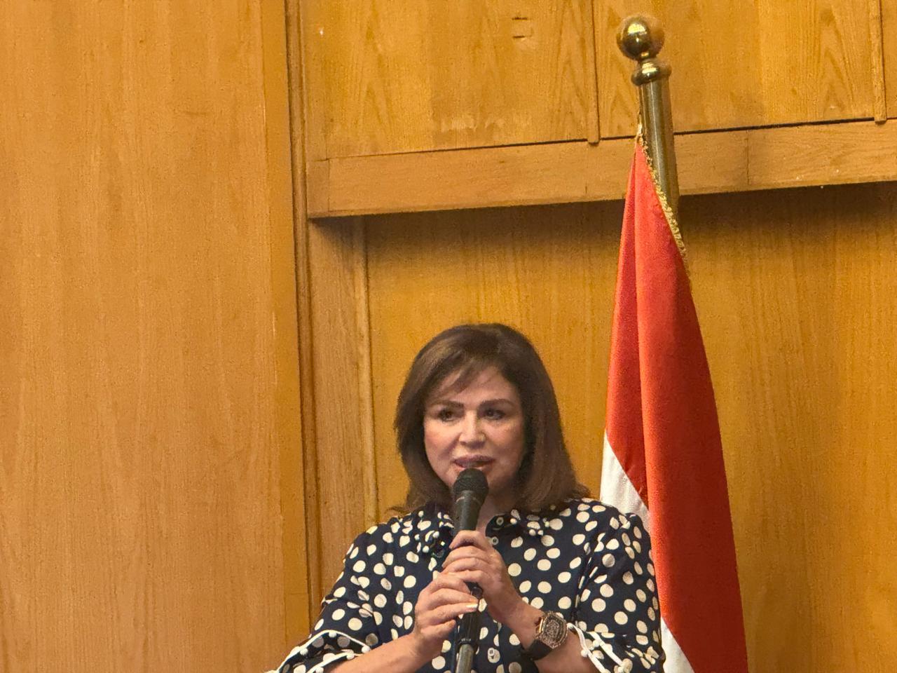 إلهام شاهين (3)