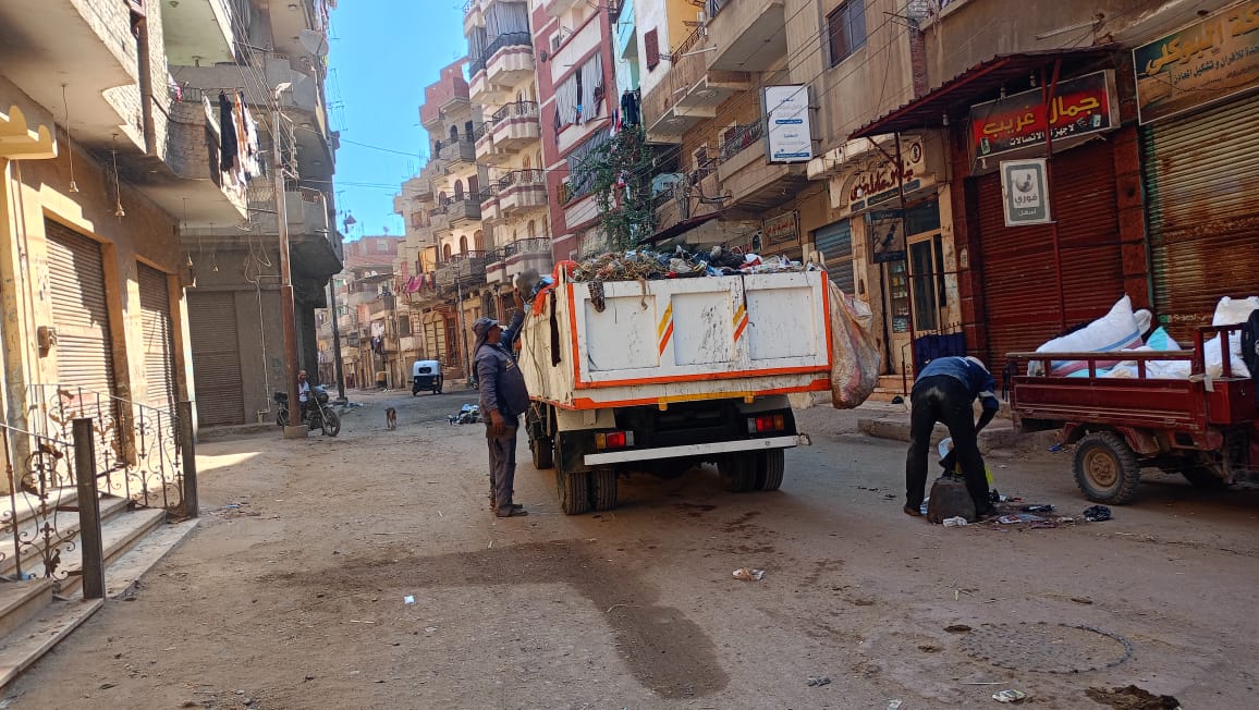 نقل المخلفات بكفر الشيخ