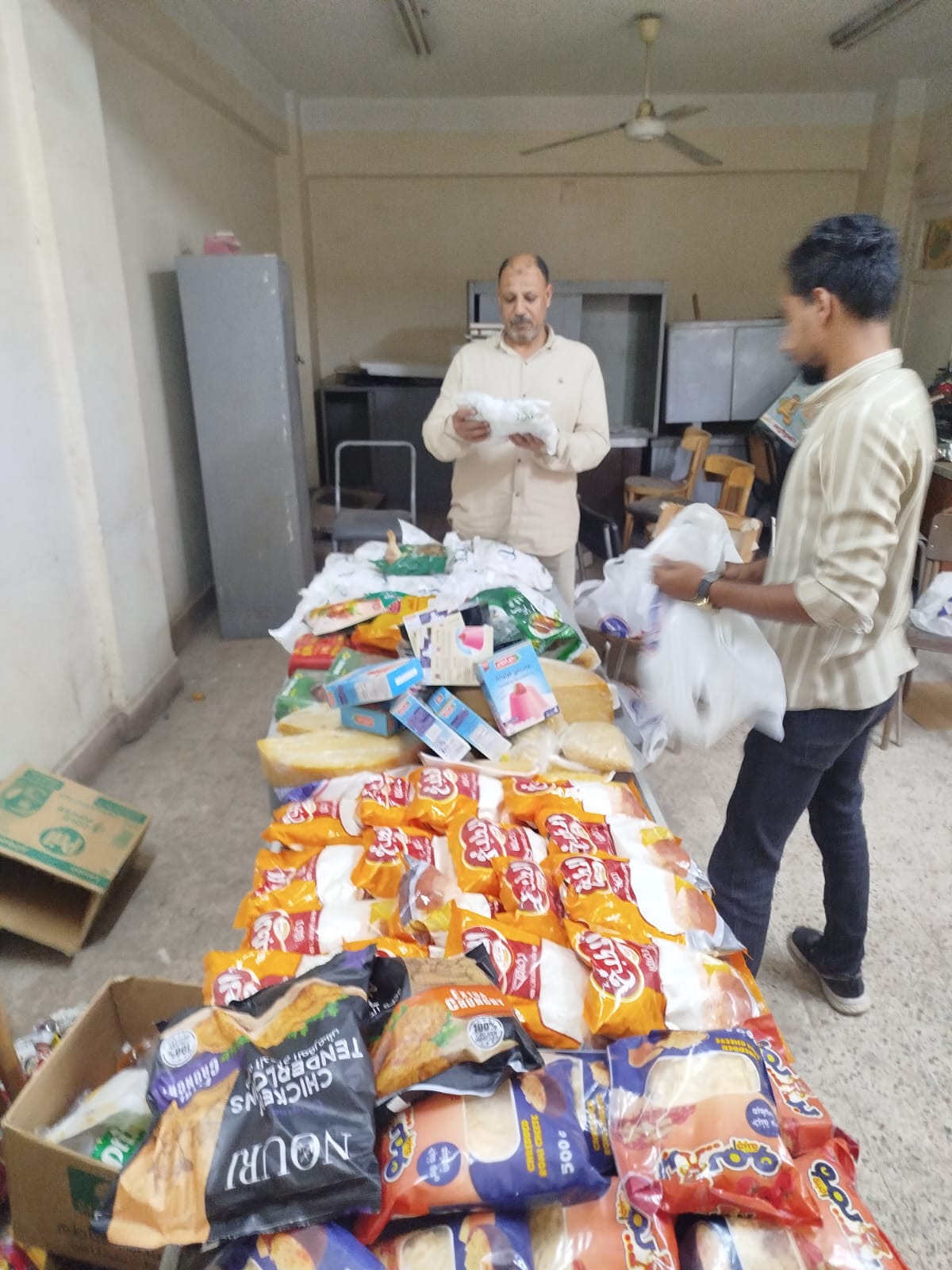 جانب من الحملة التفتيشية للصحة على المحلات (4)