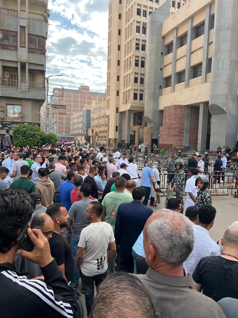 أمام المحكمة الإبتدائية بالمنصورة