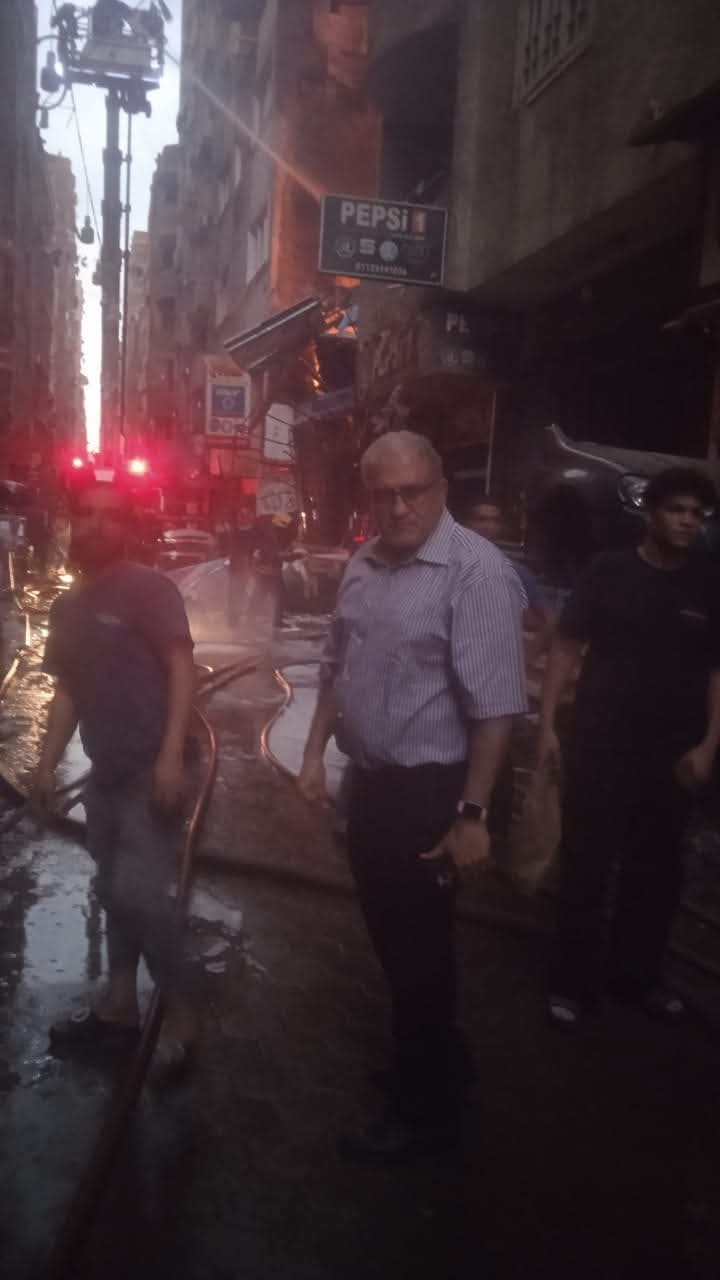 قيادات الأمن ومحافظة القاهرة فى موقع الحريق (8)