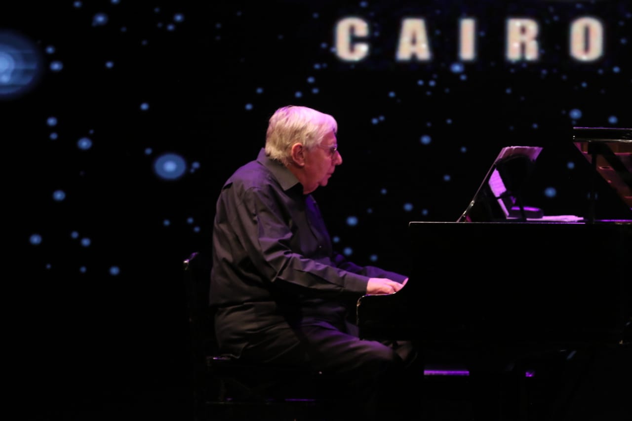 afc323de-3c8d-476c-bf07-12f9d276e6c7