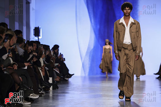 إقبال كبير على العروض