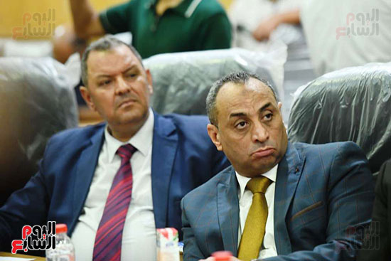 جانب من لاحضور