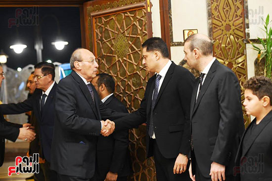 تقديم واجب العزاء فى الراحل أحمد عمر هاشم تقديم واجب العزاء فى الراحل أحمد عمر هاشم