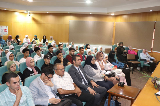 جانب من الحضور