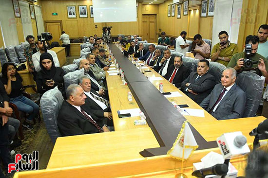 الحضور خلال المؤتمر