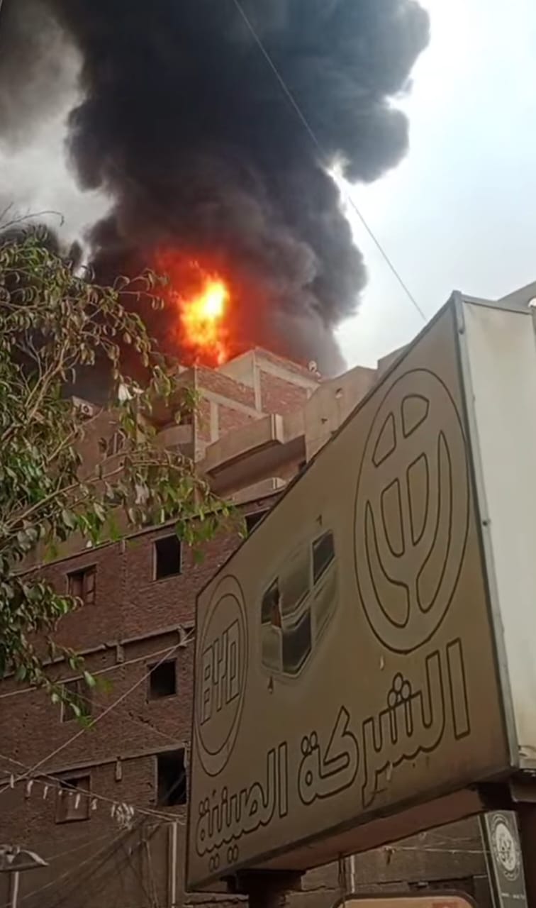 حريق مخزن فى السلام (3)