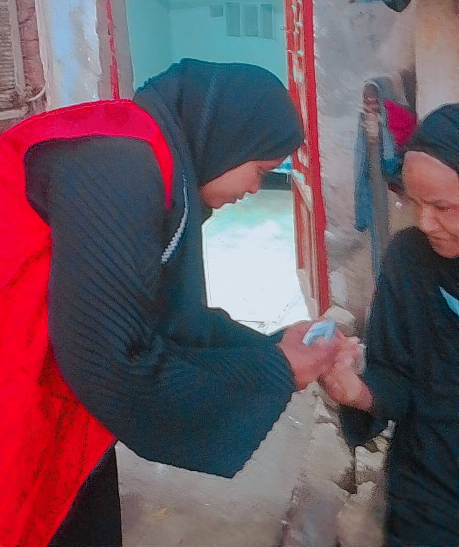 صحة الأقصر تفحص المواطنين يومياً بالمجان ضمن الحملة القومية