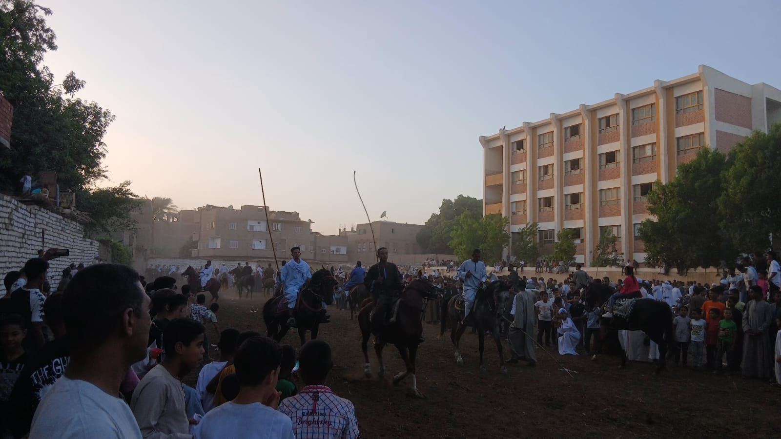 المرماح في احتفالية بقرية دندرة