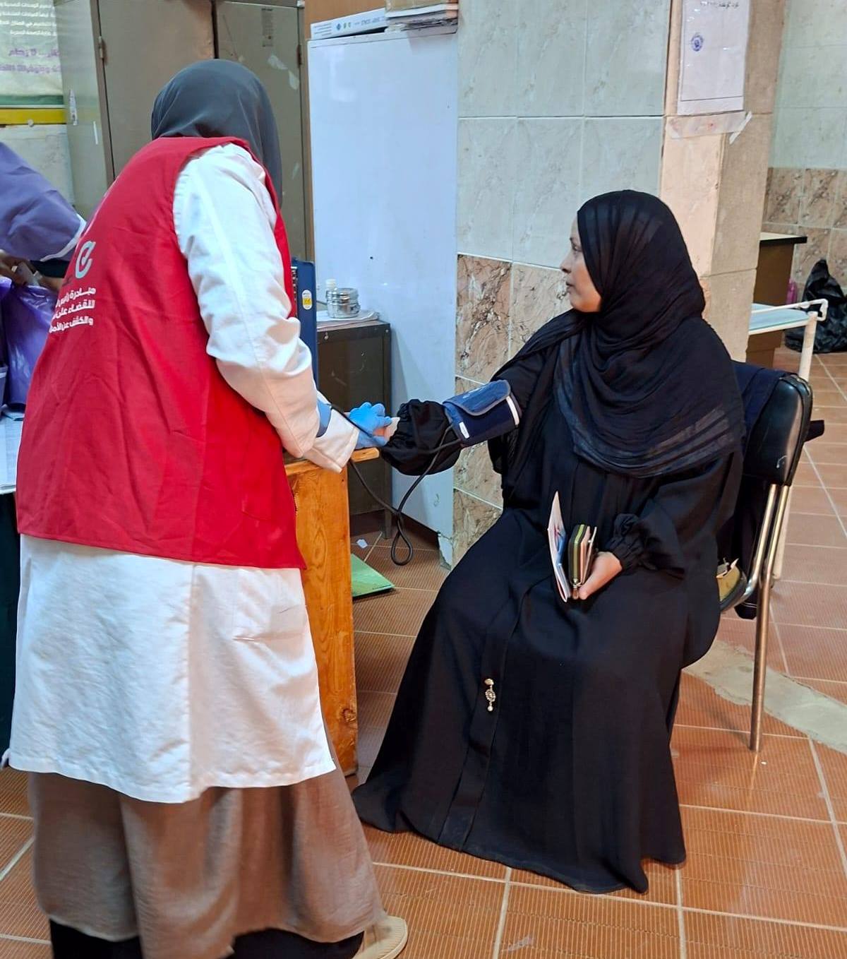 فحص المواطنين يومياً بالمجان ضمن الحملة القومية 100 يوم صحة بالأقصر فحص المواطنين يومياً بالمجان ضمن الحملة القومية 100 يوم صحة بالأقصر