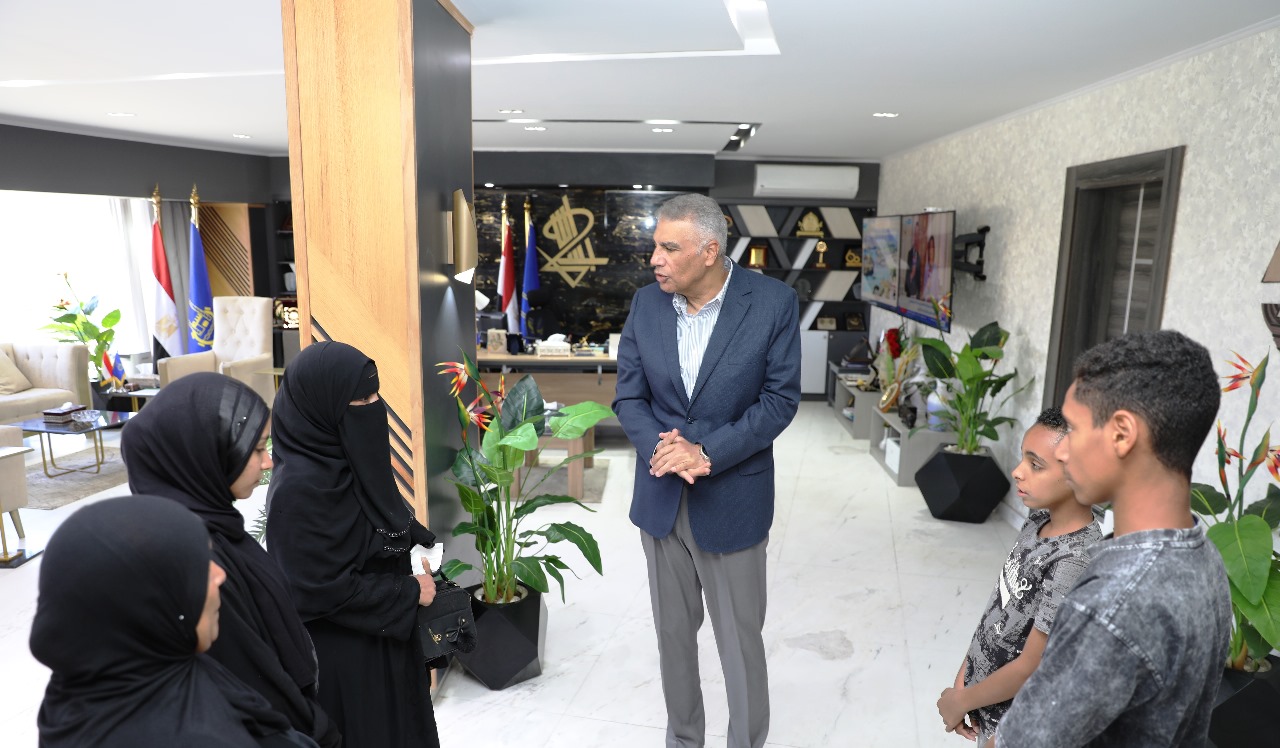 جانب من اللقاء جانب من اللقاء