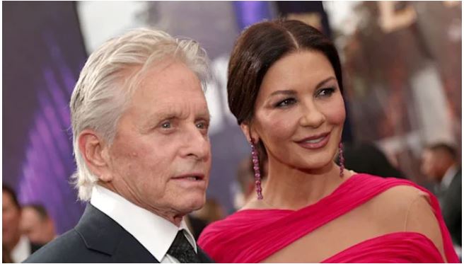 مايكل دوجلاس وكاثرين زيتا جونز