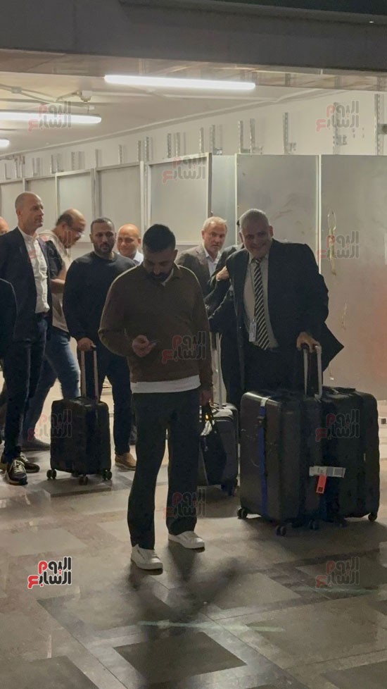 صور-وصول-مدرب-الأهلي-الجديد-(7)