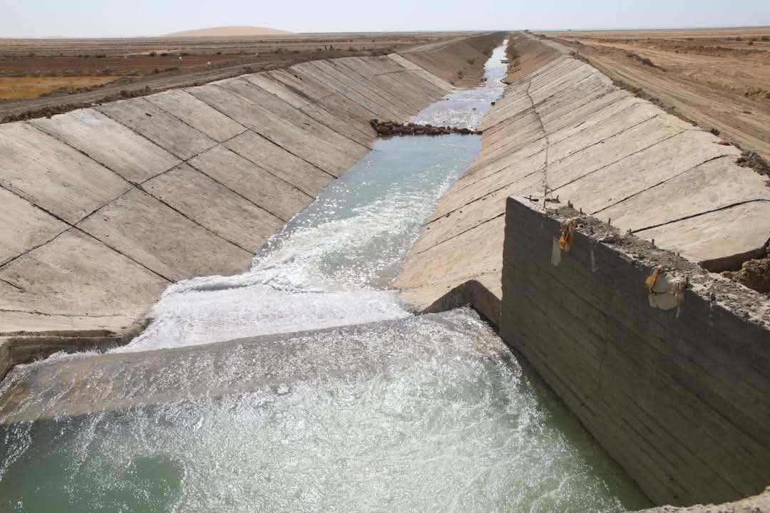 تبطين قنوات نقل مياه الرى بالمفيض تبطين قنوات نقل مياه الرى بالمفيض