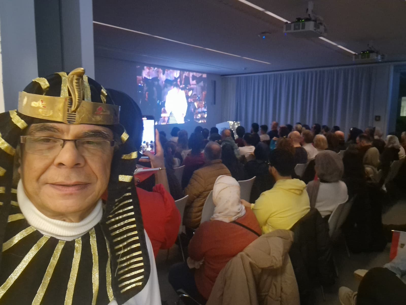 الجالية المصرية ببرلين تحتفل بافتتاح المتحف المصري الكبير (6)