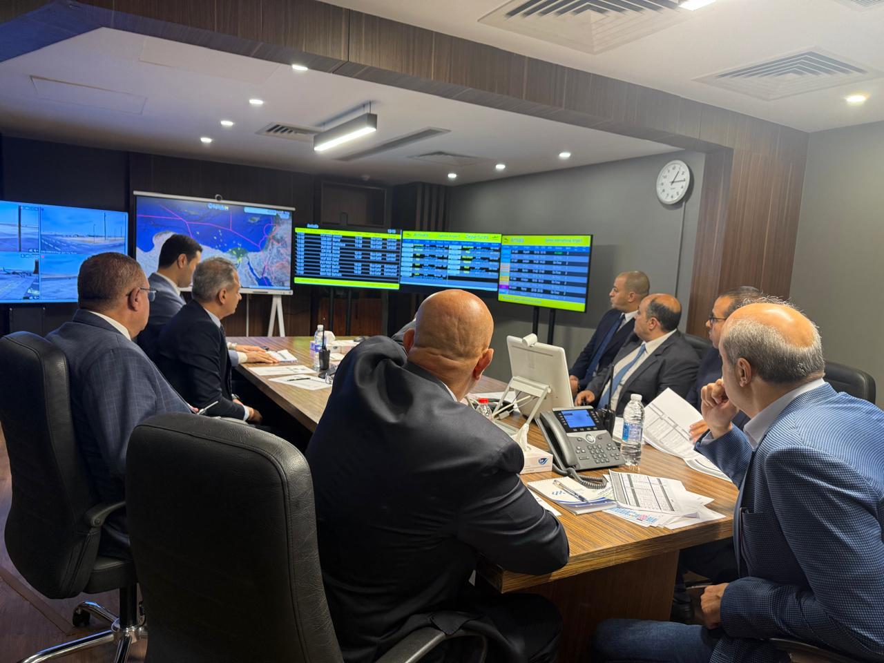 مطارا القاهرة وسفنكس يشهدان حركة تشغيل مكثف (4)