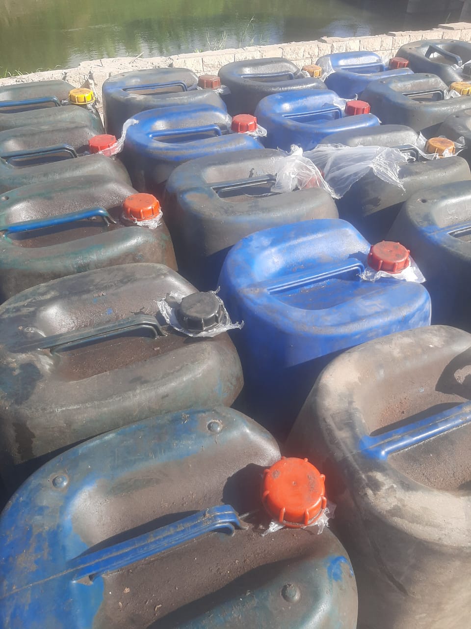 ضبط 800 لتر منظمات مجهولة المصدر بكفر الشيخ