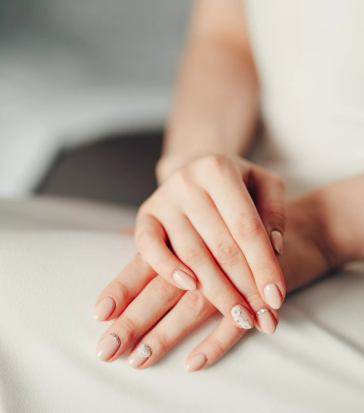 أظافر ماسية 