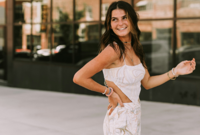 ابراج بتحب الموضة ابراج بتحب الموضة