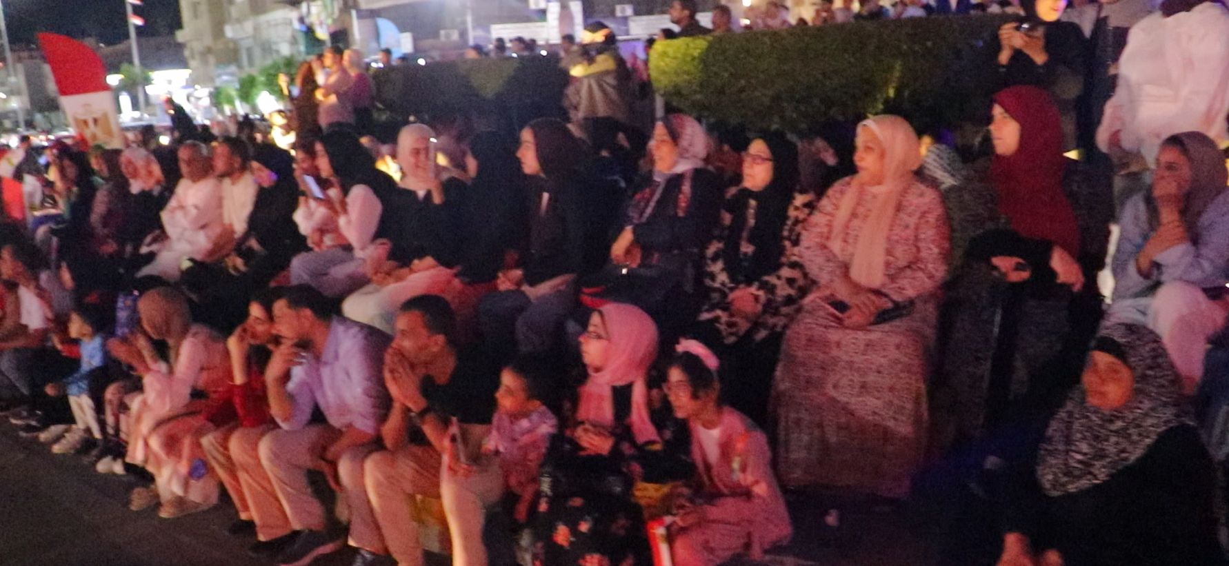 متابعة أهالي كفر الشيخ لإفتتاح المتحف متابعة أهالي كفر الشيخ لإفتتاح المتحف