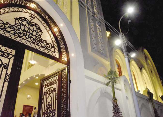 إعادة بناء الكنائس التي تضررت بعد أحداث 2013