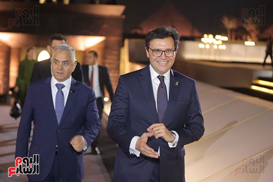 وزير الثقافة برفقة ممدوح الدماطي وزير الآثار الأسبق