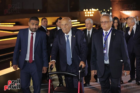 العالم المصرى مجدى يعقوب