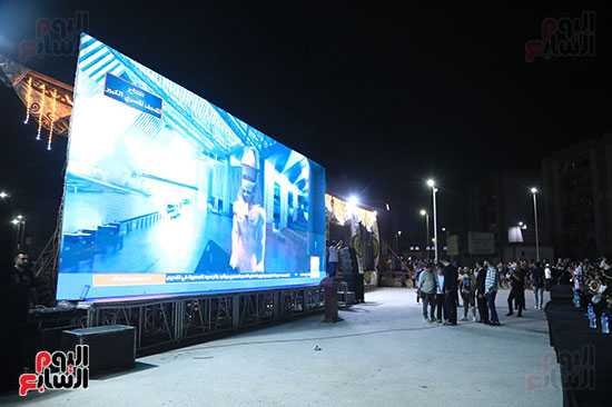 شاشة عملاقة لنقل افتتاح المتحف المصرى الكبير