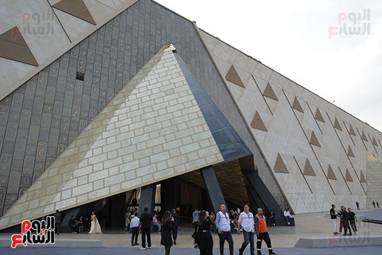 جانب من الاستعدادات الخاصة باحتفالية افتتاح المتحف الكبير