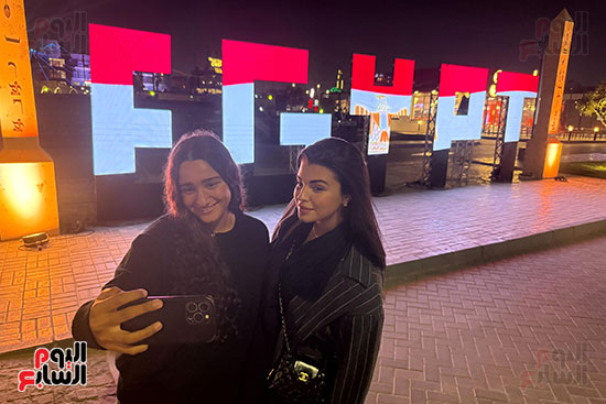 فاير شو وعروض ليزر