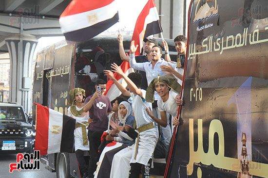 الجيزة تحتفل بالمتحف المصري الكبير (12)