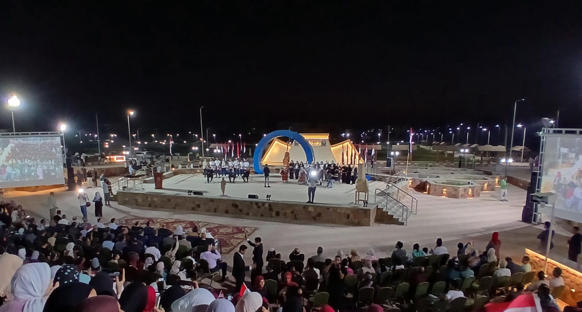 طلاب جامعة قنا يتابعون فعاليات افتتاح المتحف المصري الكبير طلاب جامعة قنا يتابعون فعاليات افتتاح المتحف المصري الكبير