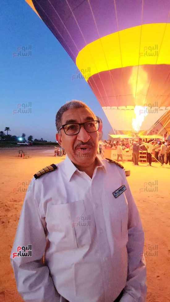 احتفاء-رجال-البالون-الطائر-بيوم-افتتاح-المتحف-المصرى-الكبير