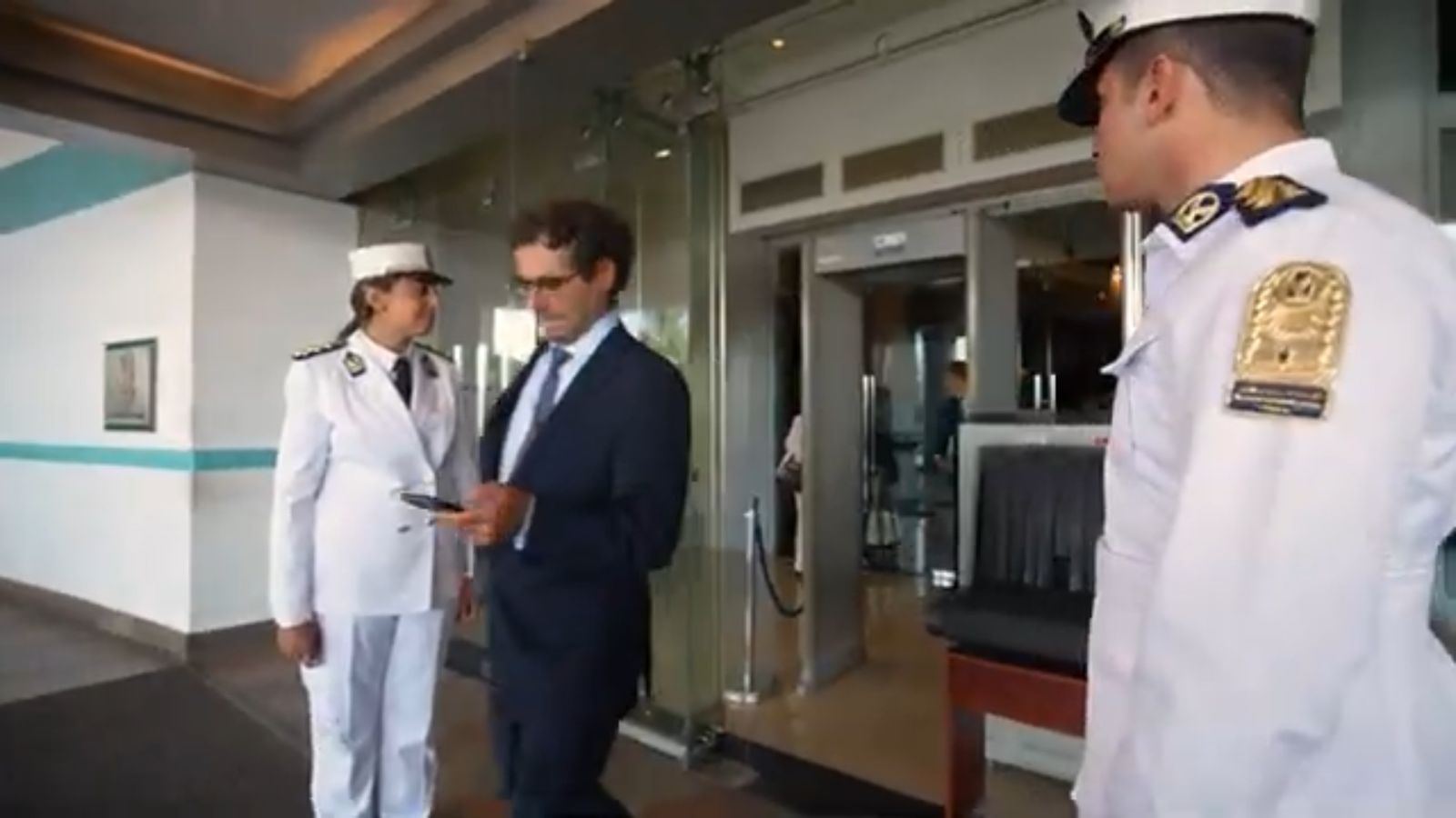 انتشار شرطي مكثف لتأمين ضيوف مصر قبل افتتاح المتحف المصري (7)