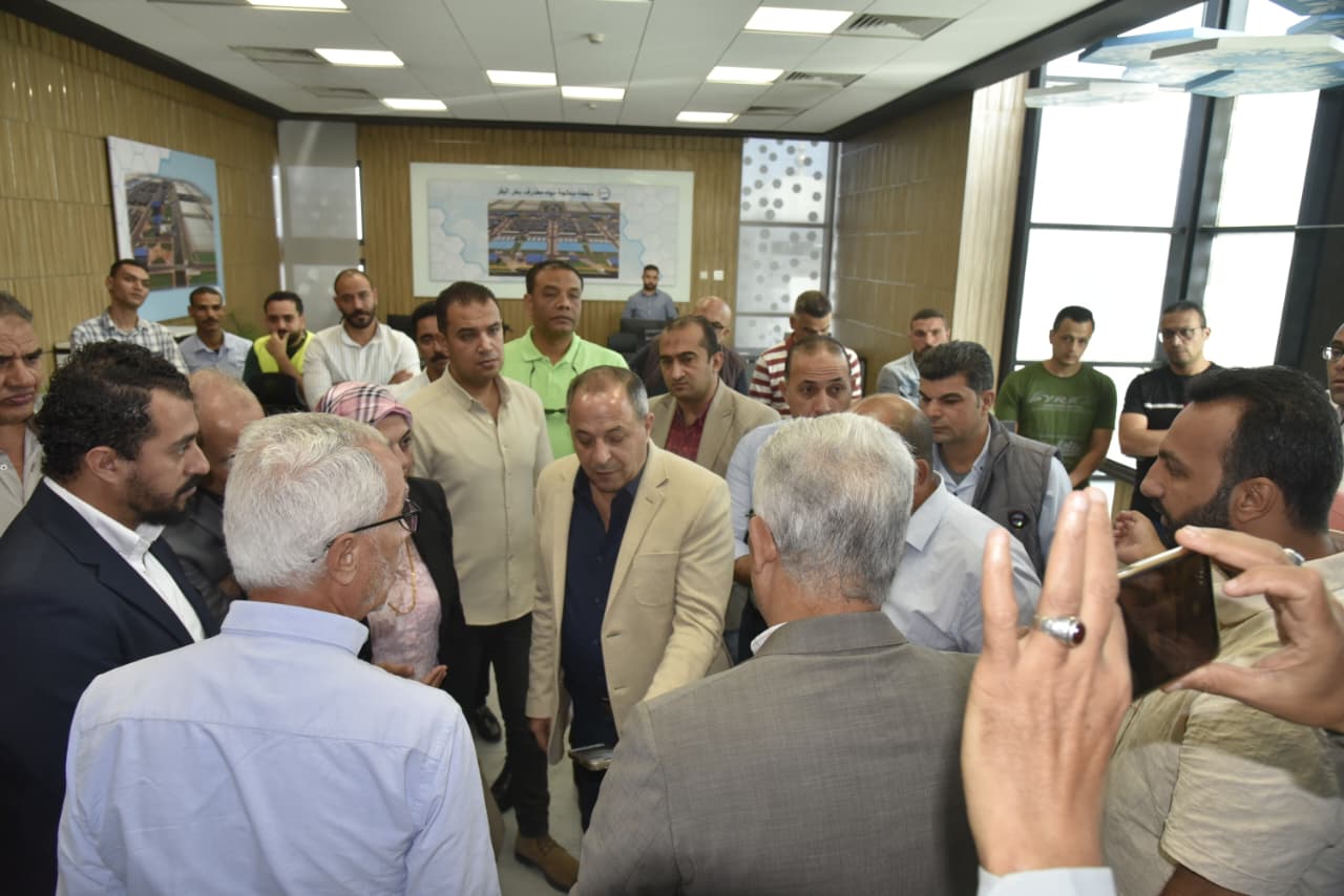 جولة تفقدية لمحافظ بورسعيد لمشروع الكورنيش السياحى