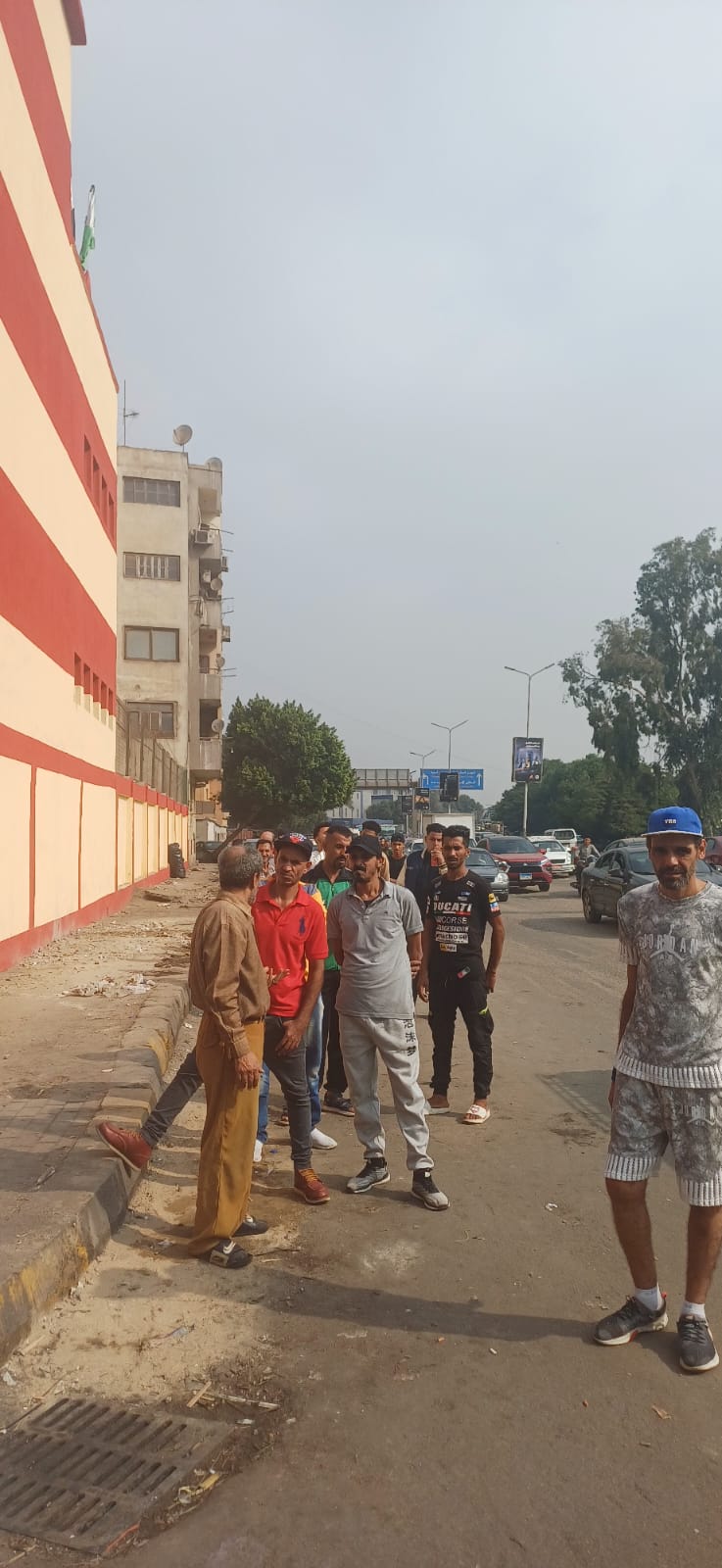 تزايد اعداد الناخبين فى لجان امبابة (2)