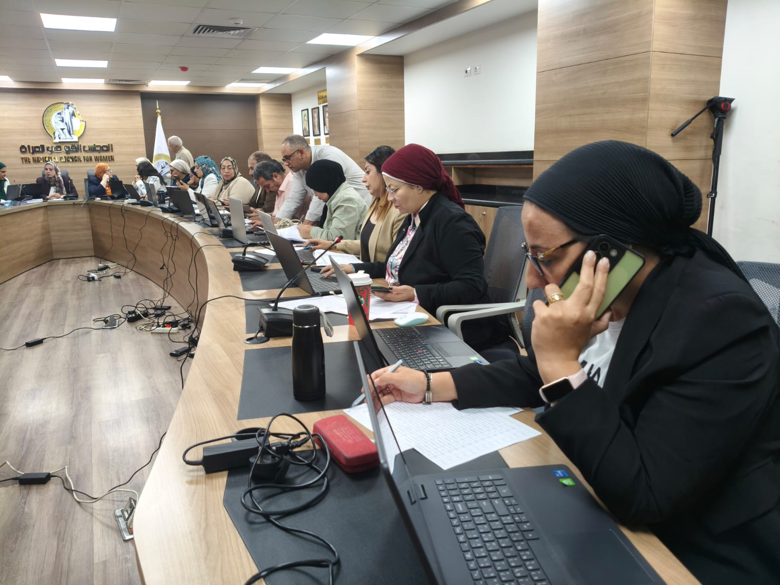 غرفة عمليات القومي للمرأة تتابع تصويت السيدات بانتخابات مجلس النواب غرفة عمليات القومي للمرأة تتابع تصويت السيدات بانتخابات مجلس النواب