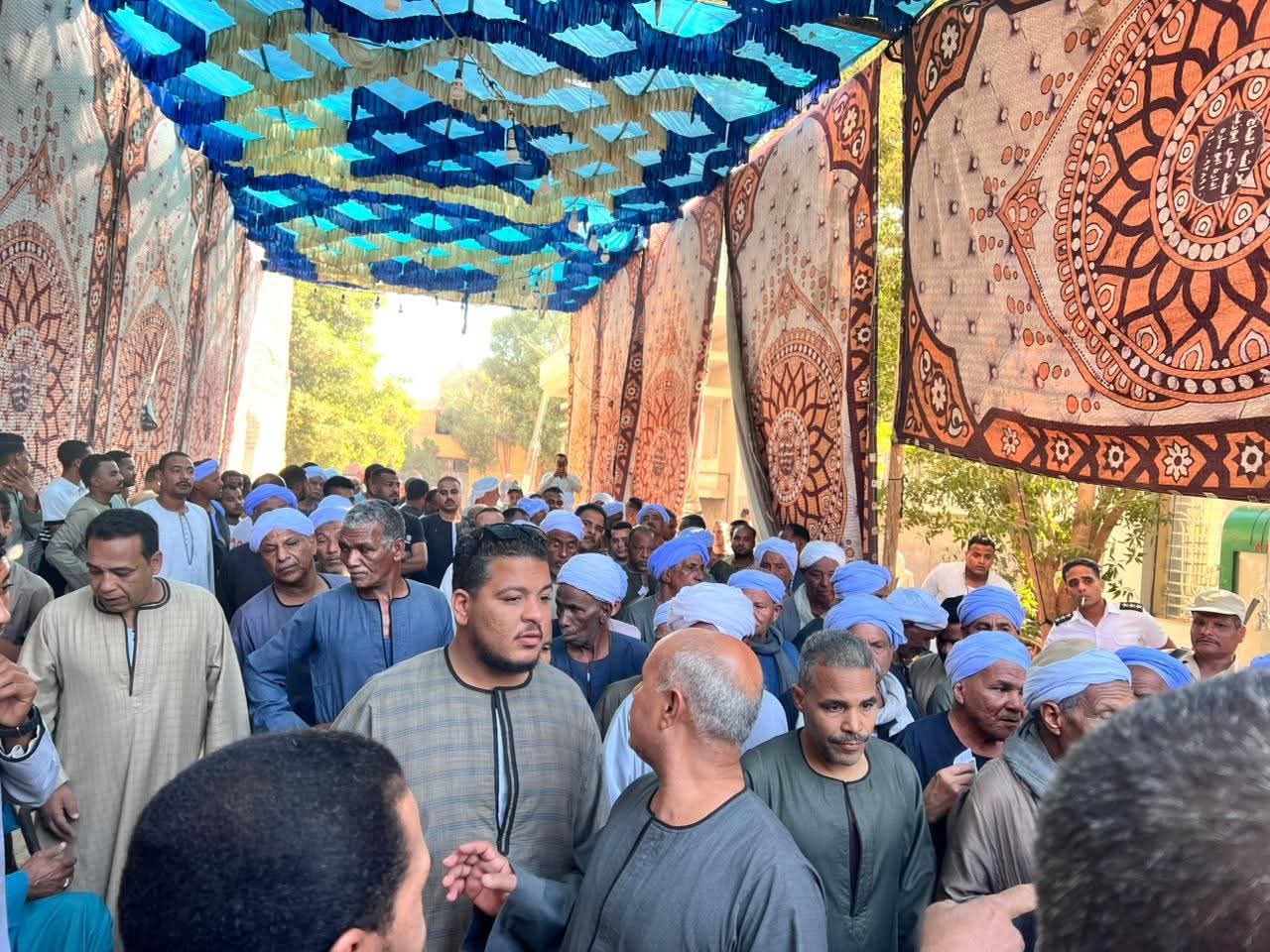 توافد على لجان المحرص في ملوي (3)