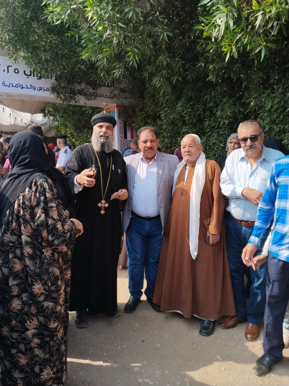 المشاركة الانتخابية تجمع المصريين في قلب الجيزة (1)