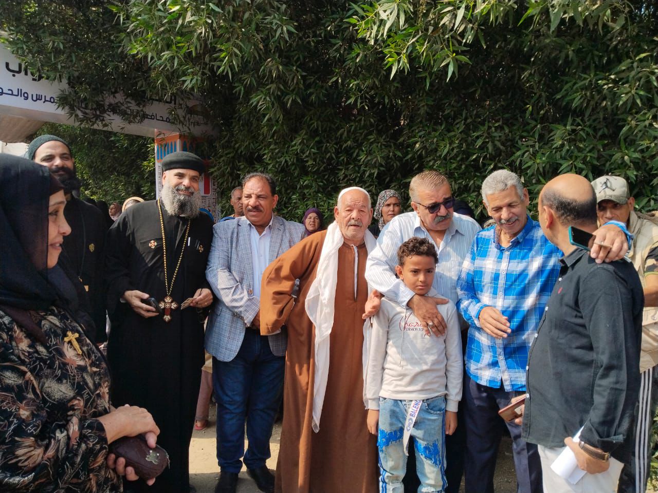 المشاركة الانتخابية تجمع المصريين في قلب الجيزة (6)